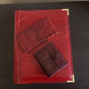 Free folder with $7 (wallet & checkbook cover)